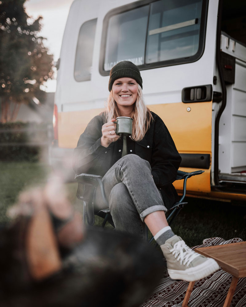 Die einladende Rezeption und Anmeldung vom Campingplatz am Waldesrand in Brietlingen